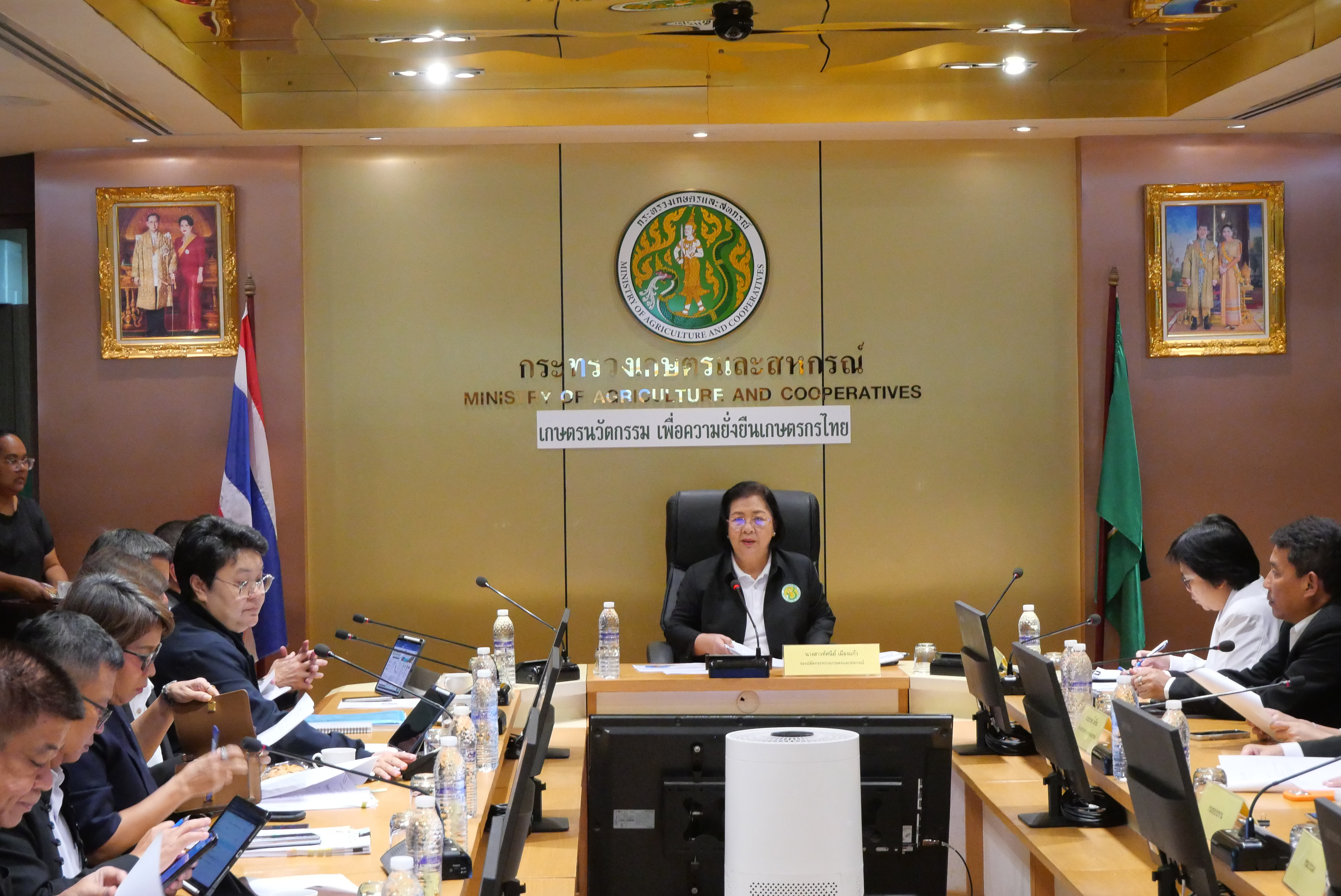 title - รองเลขาธิการ ส.ป.ก. ประชุมเตรียมความพร้อมในการสนับสนุนการประชุมคณะรัฐมนตรีอย่างเป็นทางการนอกสถานที่ ครั้งที่ 1/2569 ณ จังหวัดสงขลา และติดตามการตรวจราชการกลุ่มจังหวัดภาคใต้ 